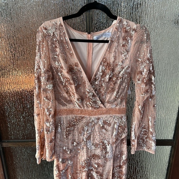 Mac Duggal SEQUINED FAUX WRAP SPLIT LONG SLEEVE GOWN size 4 NEW $598 - Picture 7 of 17